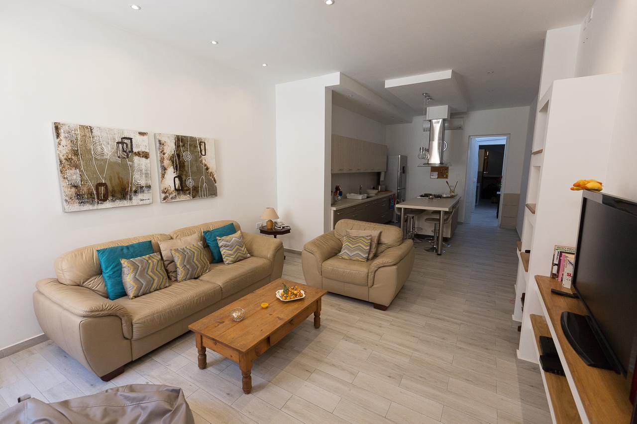Pawlu Accommodations Sliema Ngoại thất bức ảnh